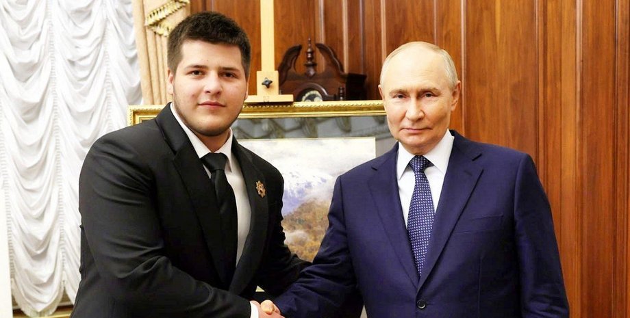 адам кадыров в кремле с путиным