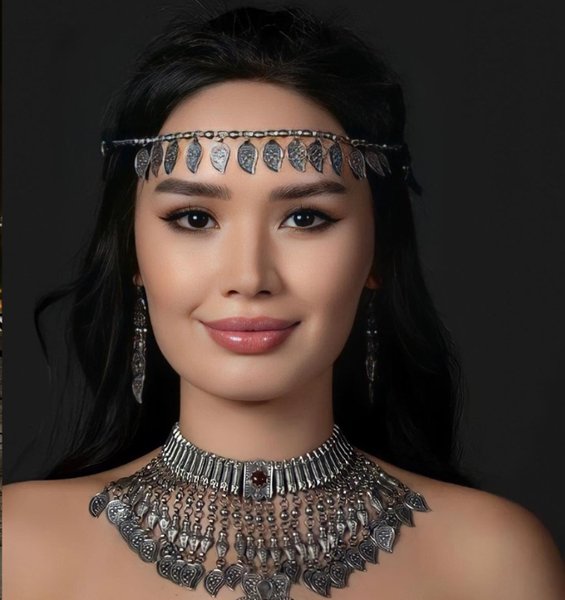 Гульсезим Алтайбекова