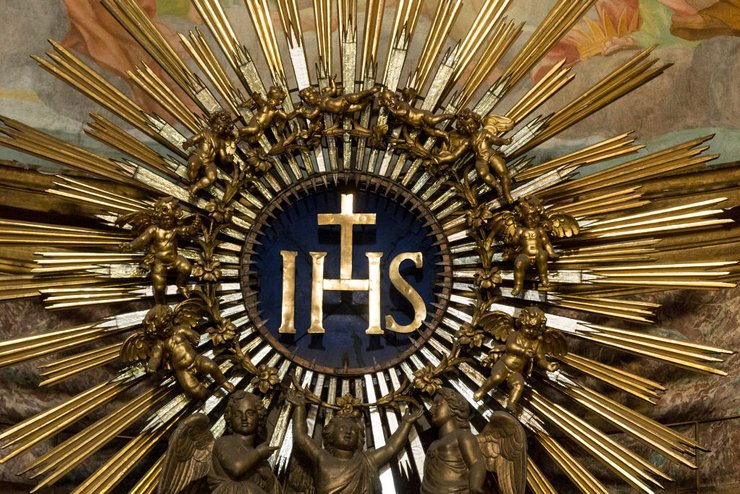 История Ордена иезуитов, как и всех крупных организаций, которые веками осуществляли свое влияние на человечество, неоднозначна