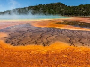 Йеллоустонский супервулкан оказался на грани срыва: может рвануть