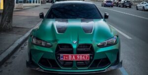 В Киеве заметили экстремальный 550-сильный спорткар BMW стоимостью более $150 000 (фото)»>
